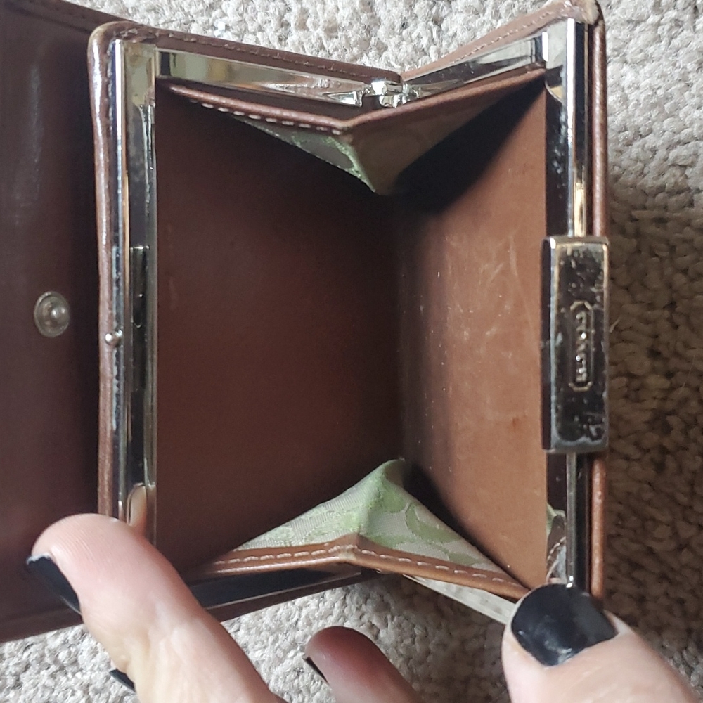 Coach Vintage Wallet - Picture 5 of 5